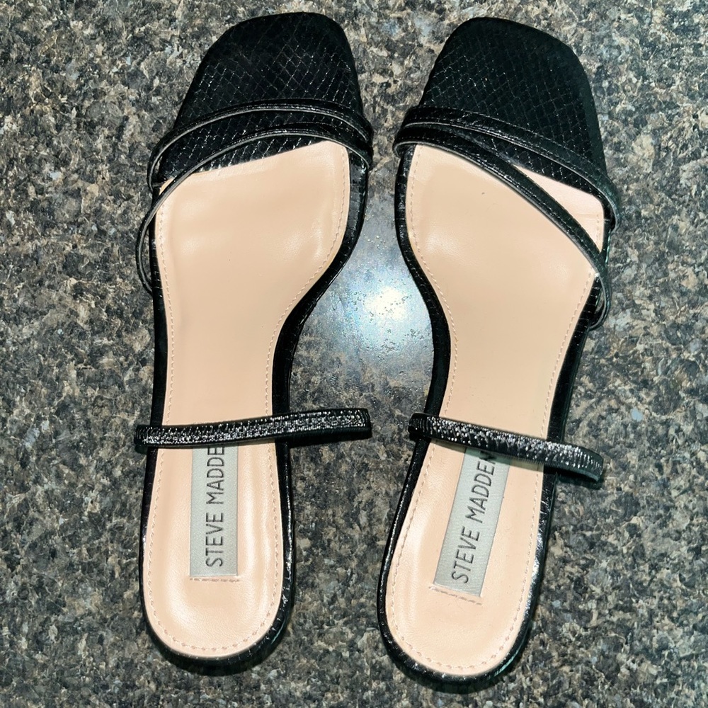 Black steve madden sandals